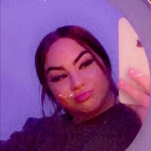 Meet your Posher, Maddie